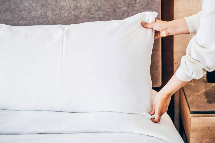 Easy Steps To Clean Your Filled Pillow